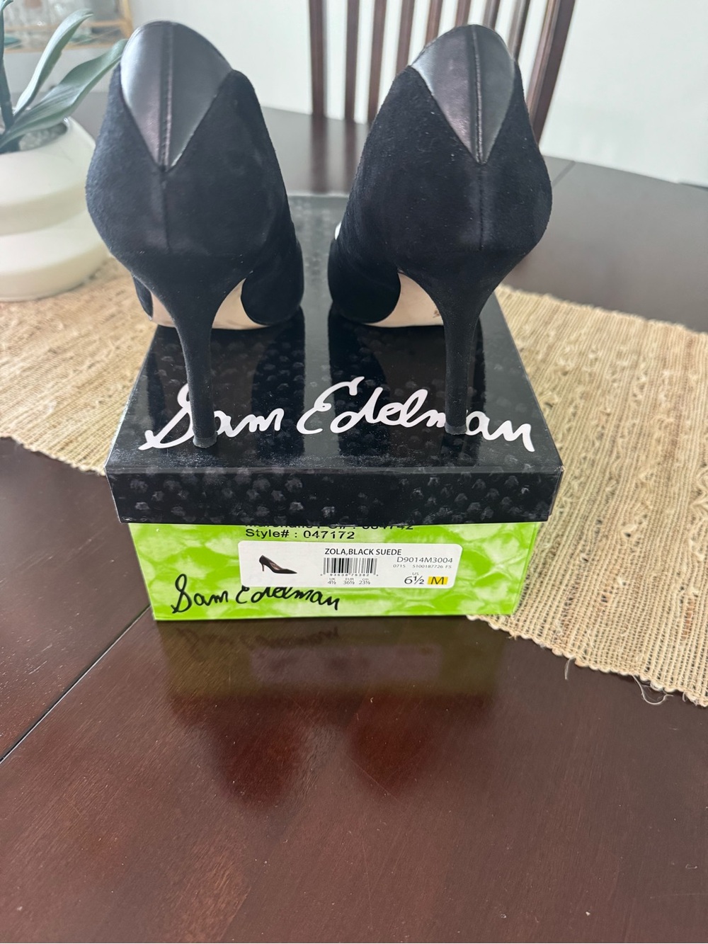 Sam Edelman Black Suede Pointed Toe Stiletto Pumps - Sleek Heel